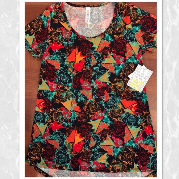 LuLaRoe Rose Classic T - Picture 2 of 2